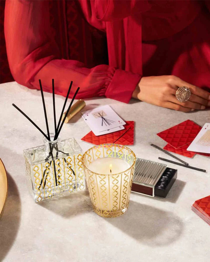 NEST HOLIDAY - CLASSIC CANDLE AND DIFFUSER