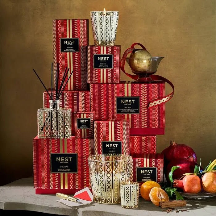 NEST HOLIDAY - CLASSIC CANDLE AND DIFFUSER