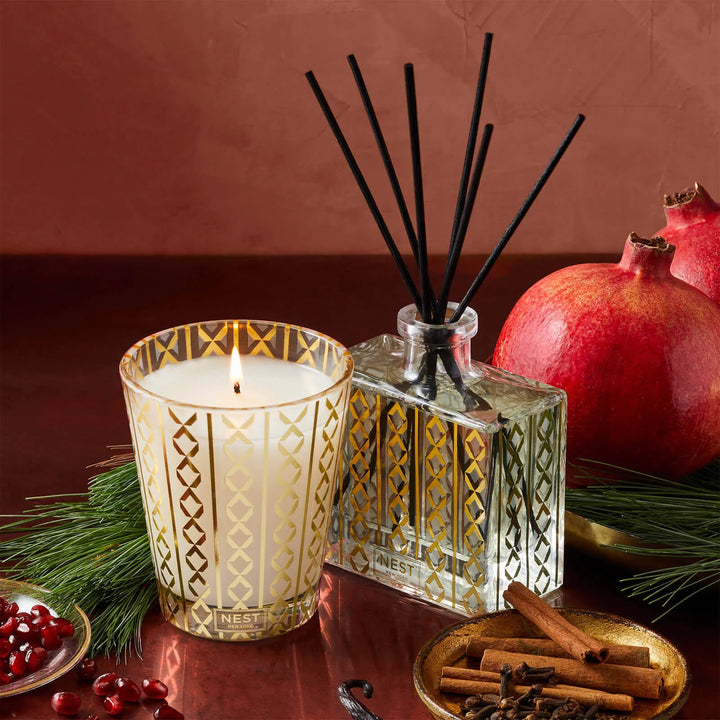 NEST HOLIDAY - CLASSIC CANDLE AND DIFFUSER