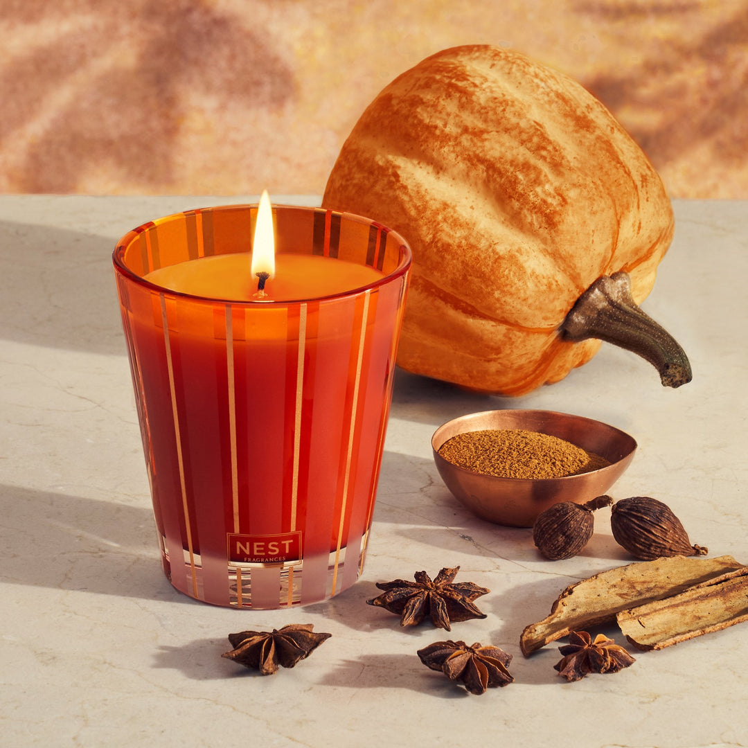 NEST PUMPKIN CHAI - CLASSIC CANDLE 8.1OZ