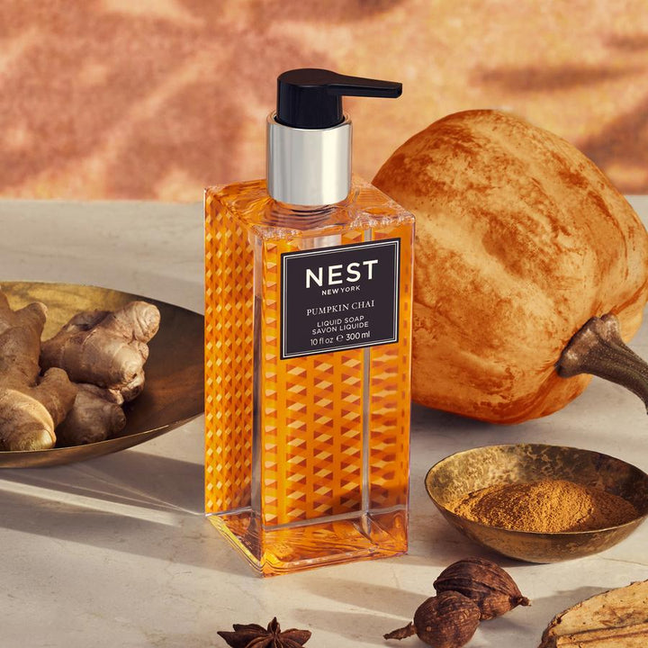 NEST PUMPKIN CHAI - CLASSIC CANDLE 8.1OZ